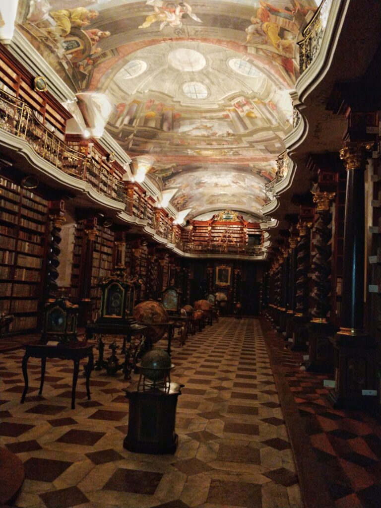 Bibliothèque baroque du Clementinum, Prague