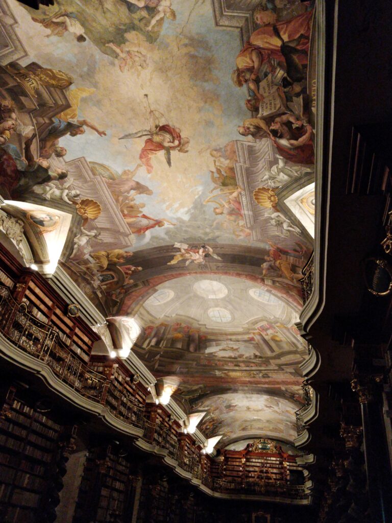 Plafond de la bibliothèque baroque du Clementinum, Prague