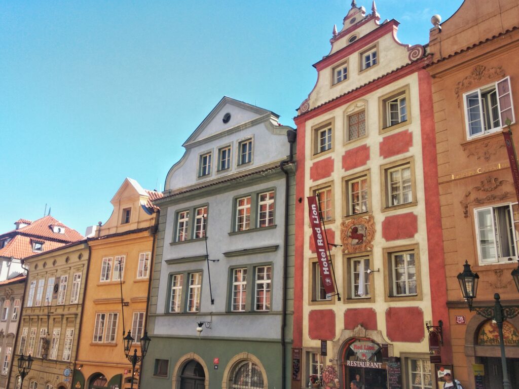 Visiter Prague en 2 jours, Rue Nerudova, Mala Strana, visite guidée
