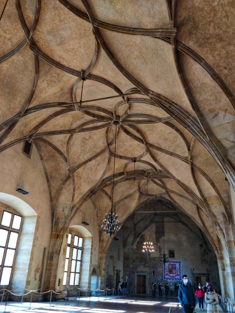 Château de Prague, Salle des Chevaliers, visite guidée