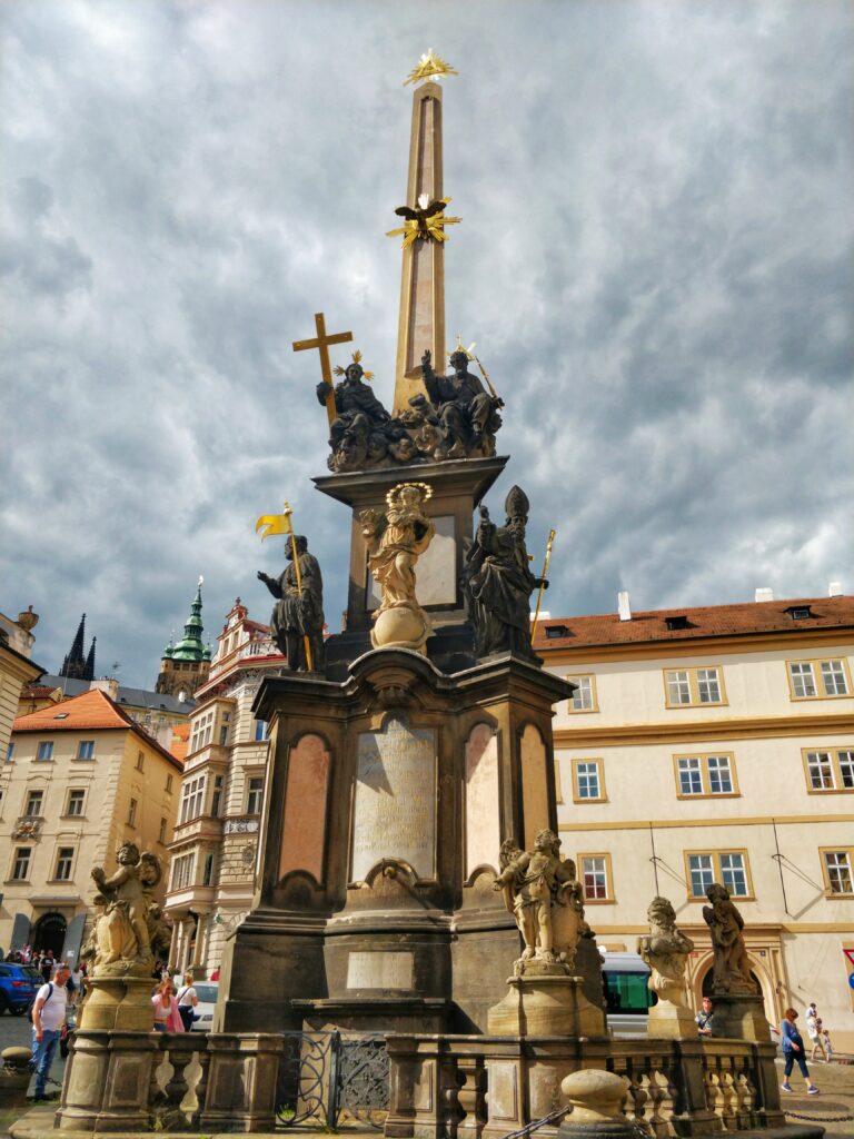 Mémorial ) Prague, colonne de la Peste, visite guidée en français