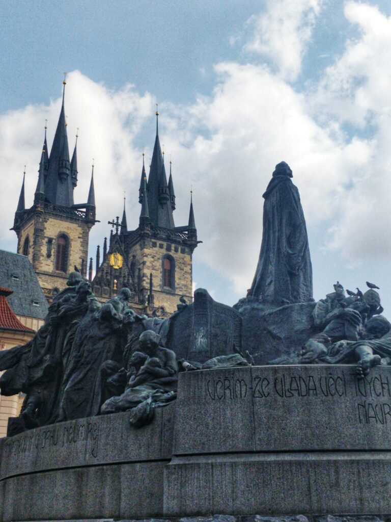 Lieux de mémoire à Prague Mémorial Jan Hus Place de la Vieille Ville