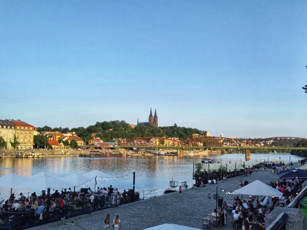 Les quais du quartier de Smichov