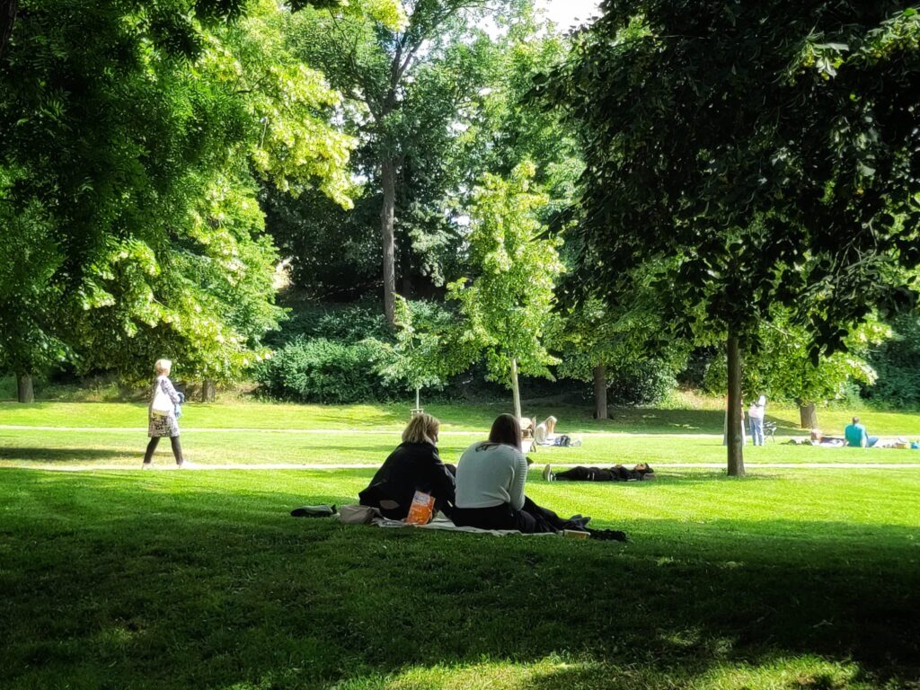 Pique nique dans le quartier de Vysehrad