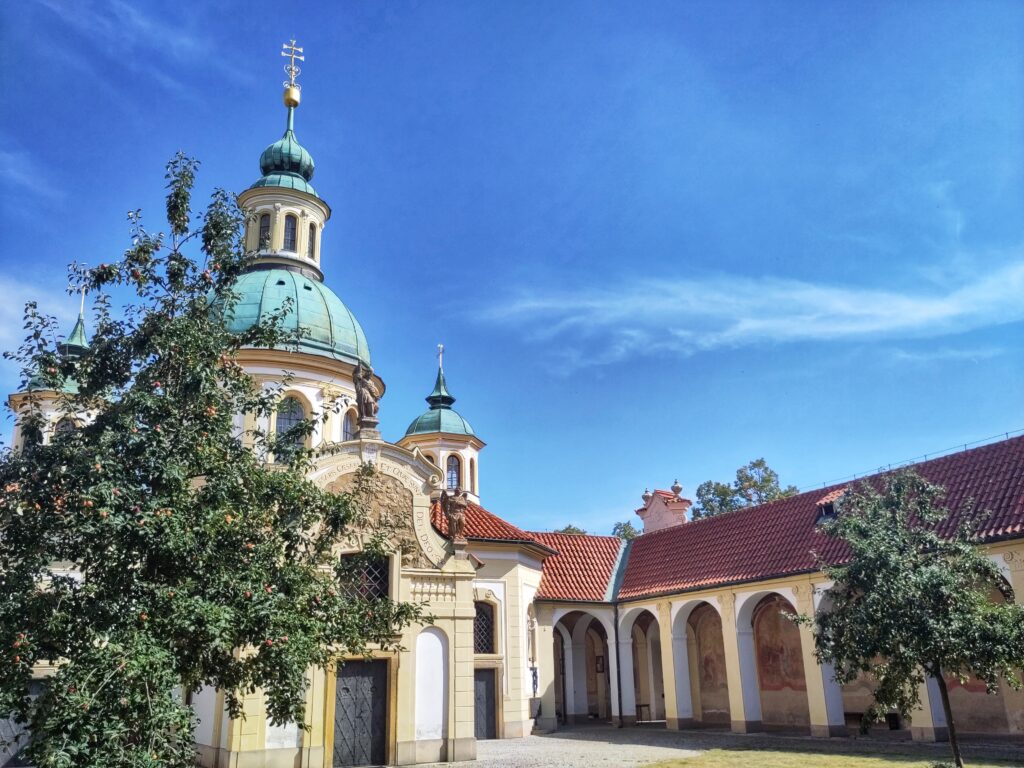 Monastère Notre-Dame de la Victoire, à la Montagne Blanche, Prague