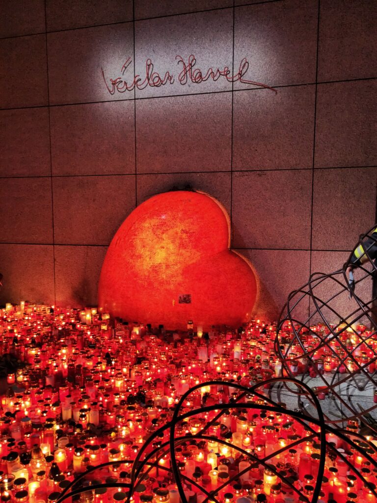 Un cœur pour Vaclav Havel à Prague