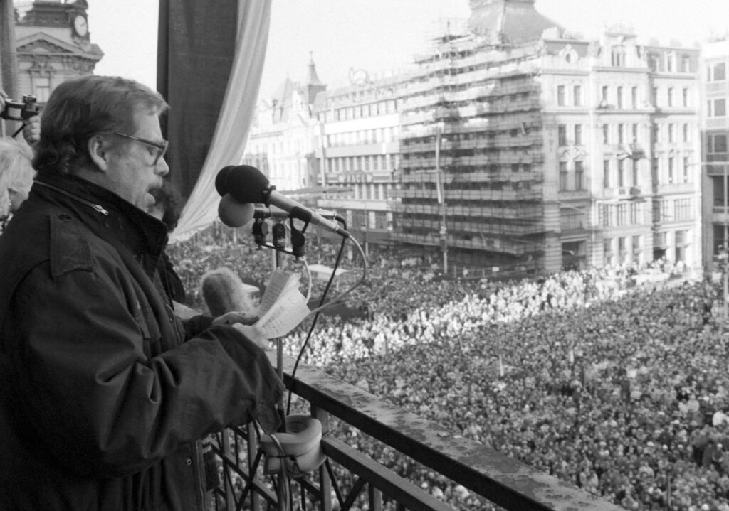 Vaclav Havel pendant la Révolution de Velours