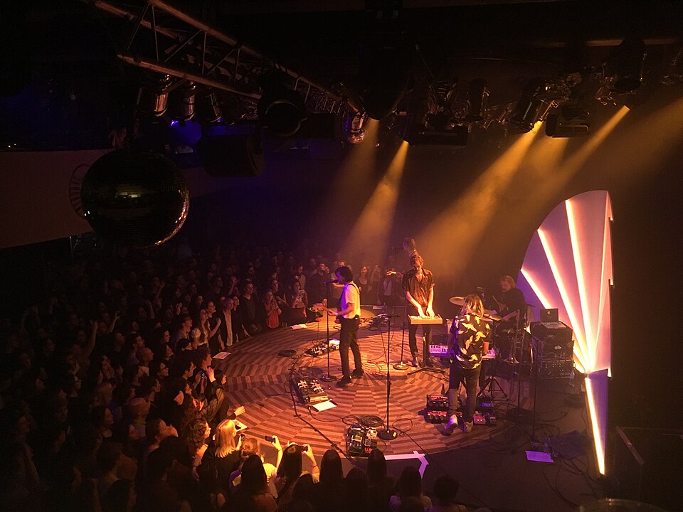 Sortir à Prague, Lucerna Music Bar
