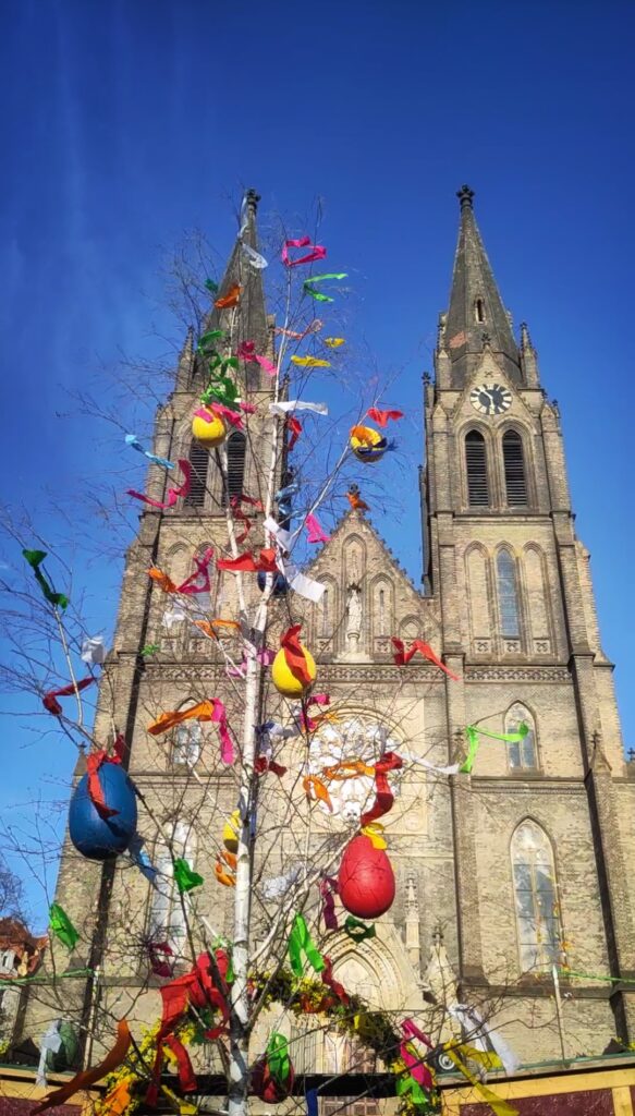 Traditions tchèques de Pâques, marché de Pâques à prague
