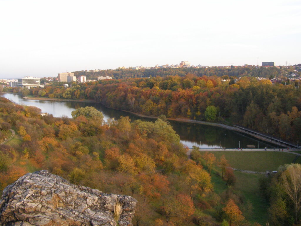 Se baigner à Prague, Divoka Sarka